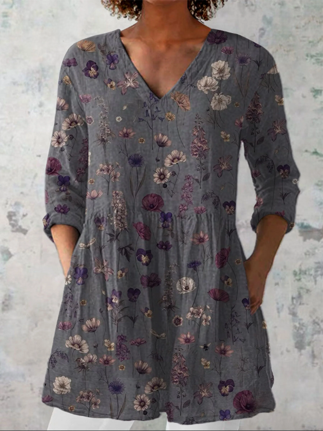 Audrey | Langermet bluse med V-hals