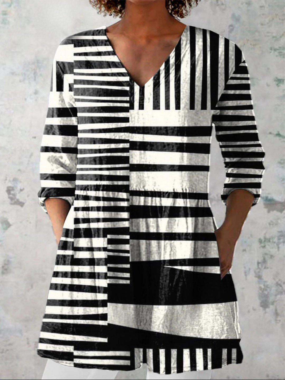 Sophie | Lang bluse med V-hals