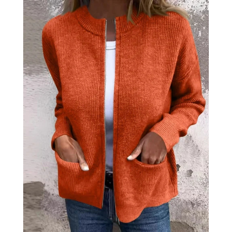 Astra | Tidløs Strikket Cardigan